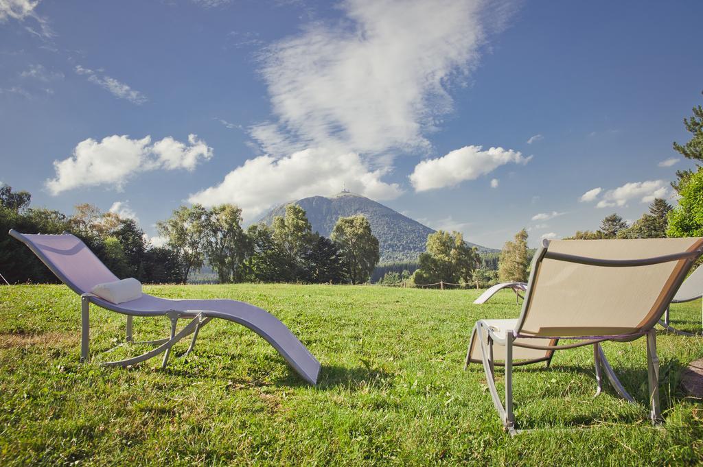 Archipel Volcans Saint-Genès-Champanelle Eksteriør bilde